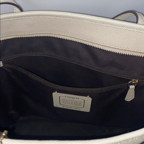 White Coach Tote and Wallet - Picture 2 of 3